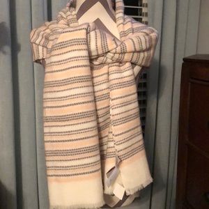 NWT LOFT Scarf
